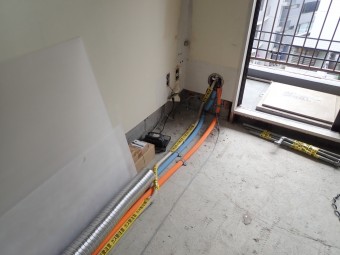 新規配管状況 4ef8ffa0d2edc811084f8778d206abe8